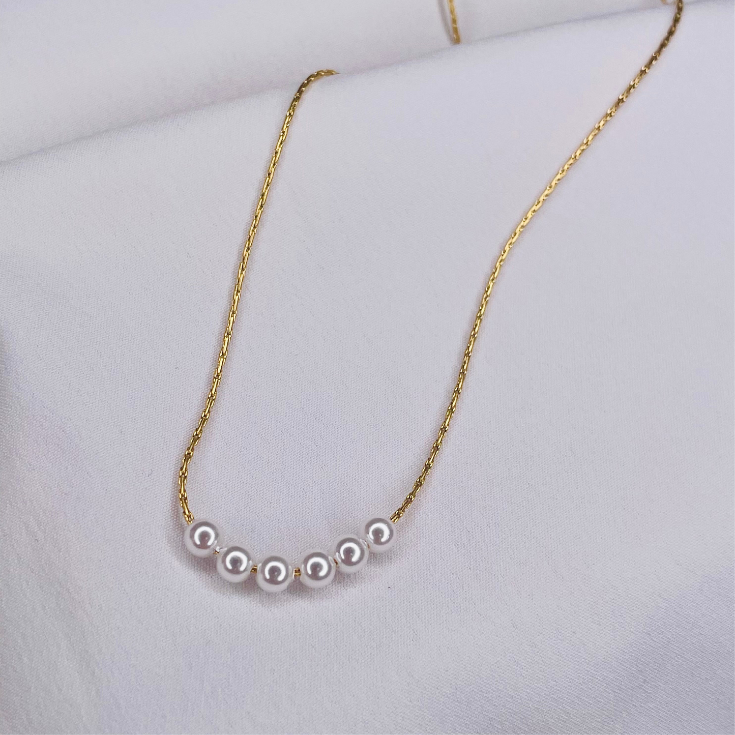 Pearl Line Necklace