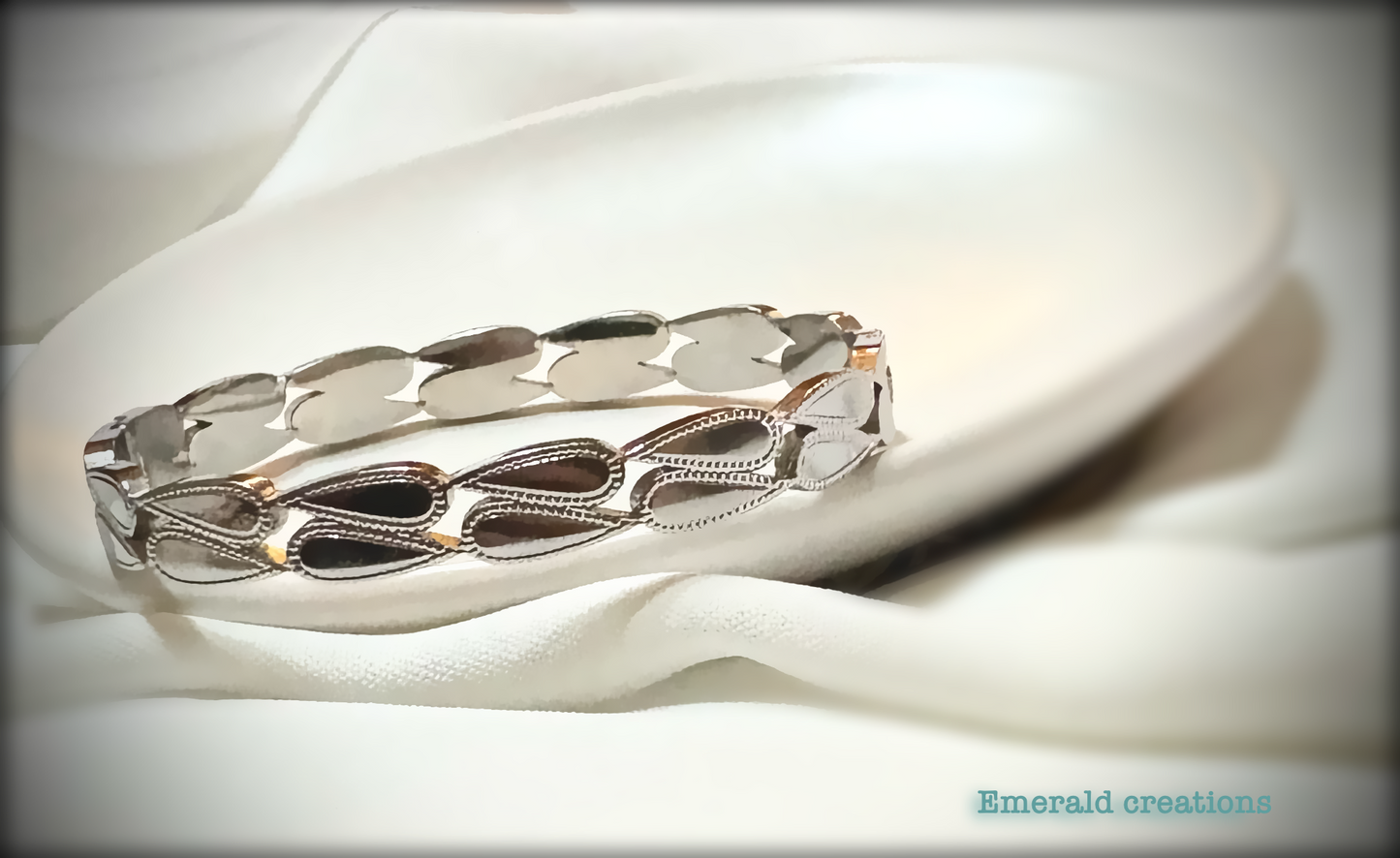 Silver Bracelet with Teardrop Designs