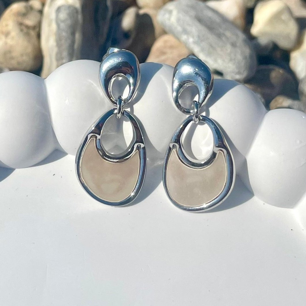 X Elegant Silver Crescent Hoop Earrings