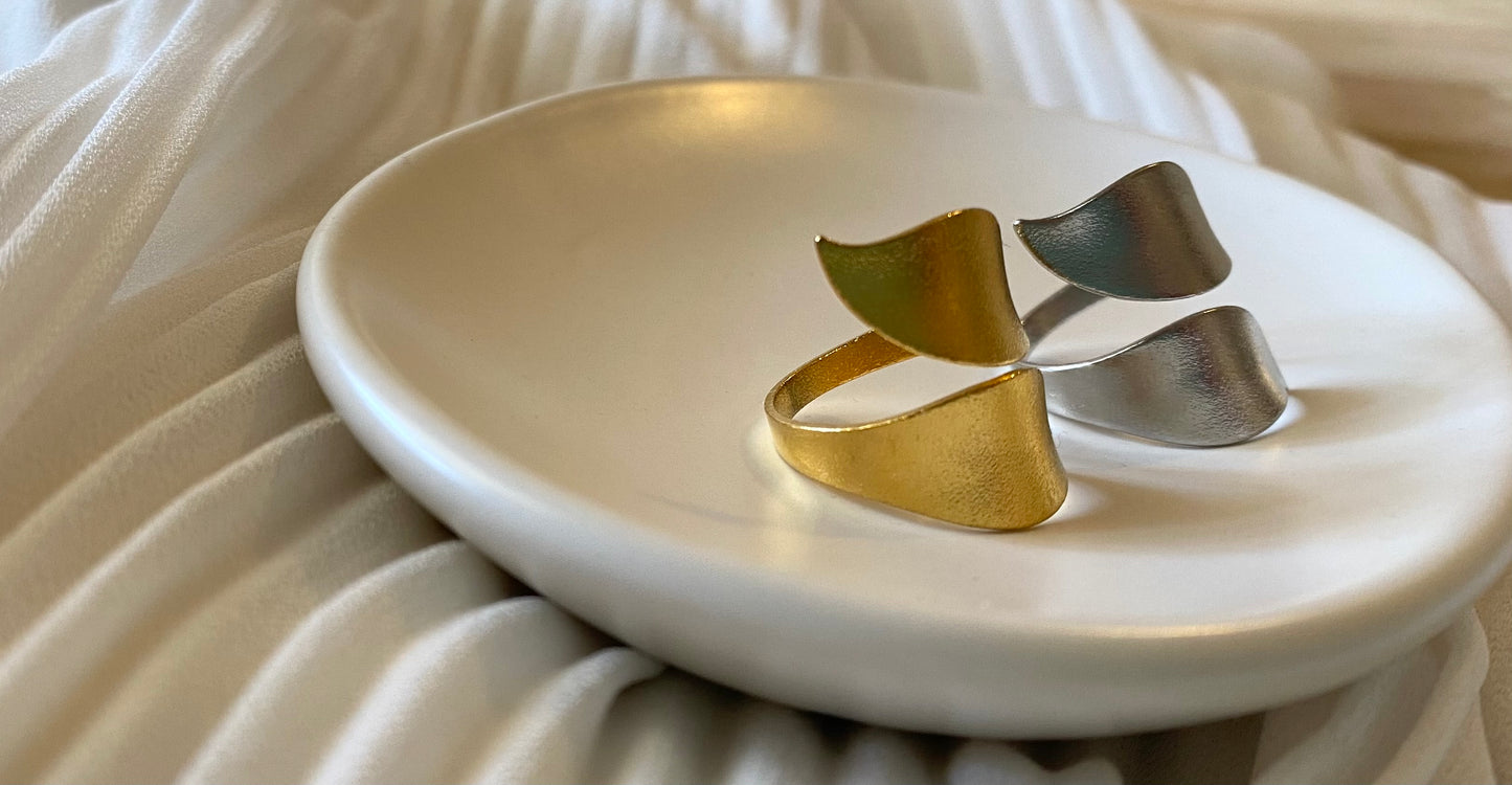 Leaf Twist Rings - Gold & Silver