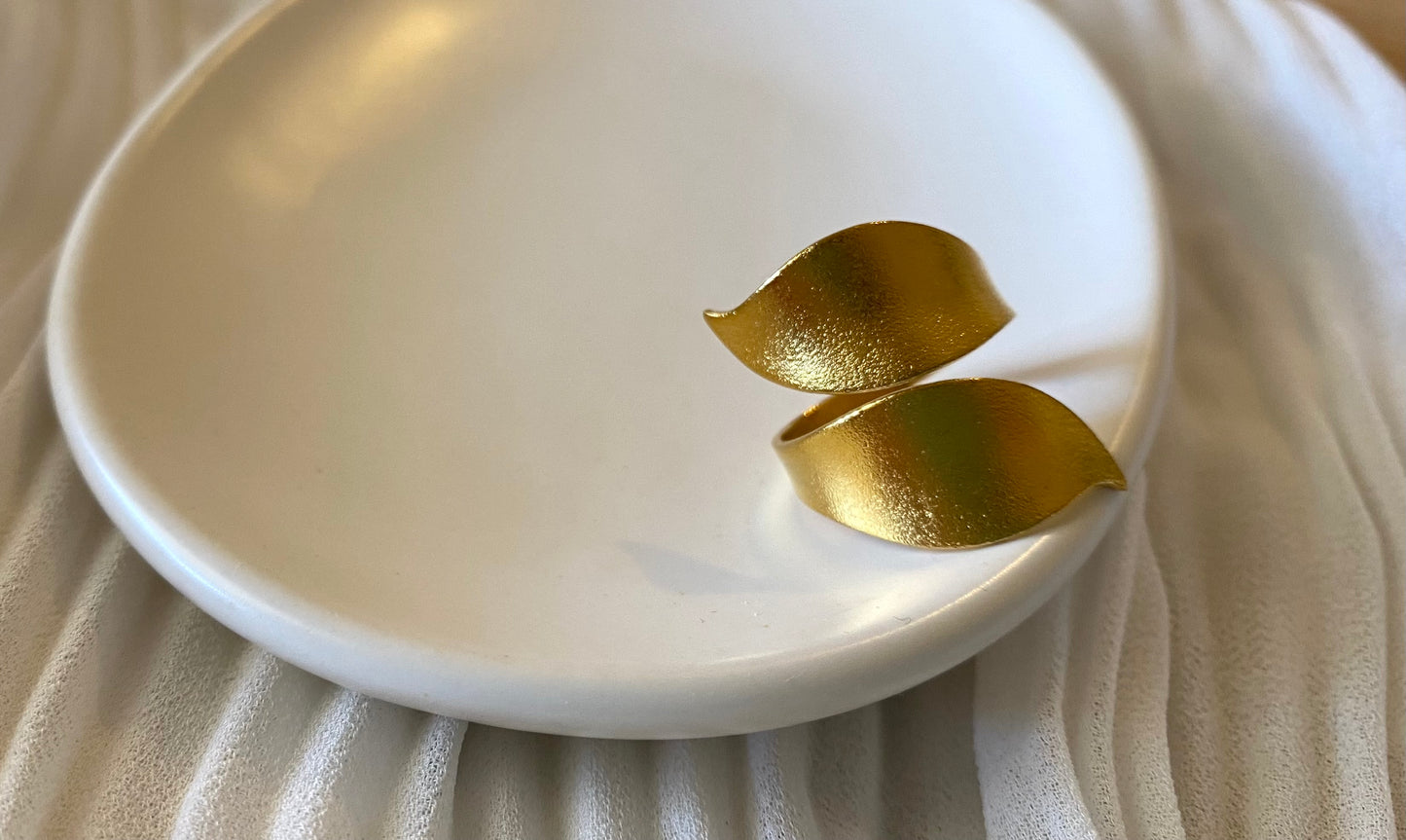 Leaf Twist Rings - Gold & Silver